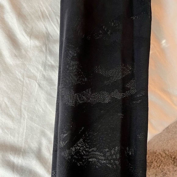 lululemon mesh leggings - Picture 4 of 4